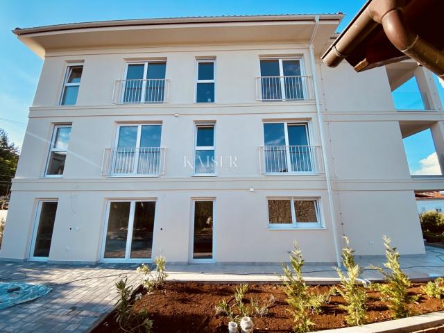 Opatija, Ičići – Wohnung A5 in einem Neubau mit Garage, Swimmingpool, Aufzug und Meerblick