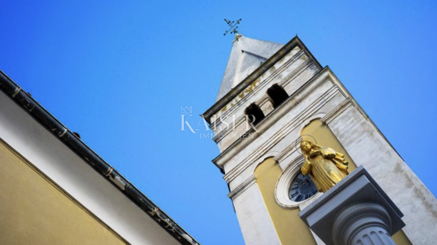 Buje - kamena kuća s ogromnim potencijalom