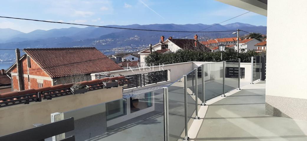 Haus Srdoči, Rijeka, 500m2