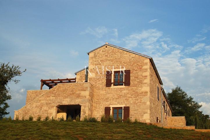 Haus Motovun, 294m2