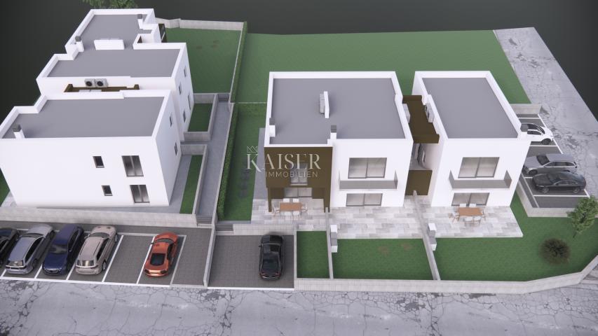 Istria - Poreč, apartment in a new building, 130 m2