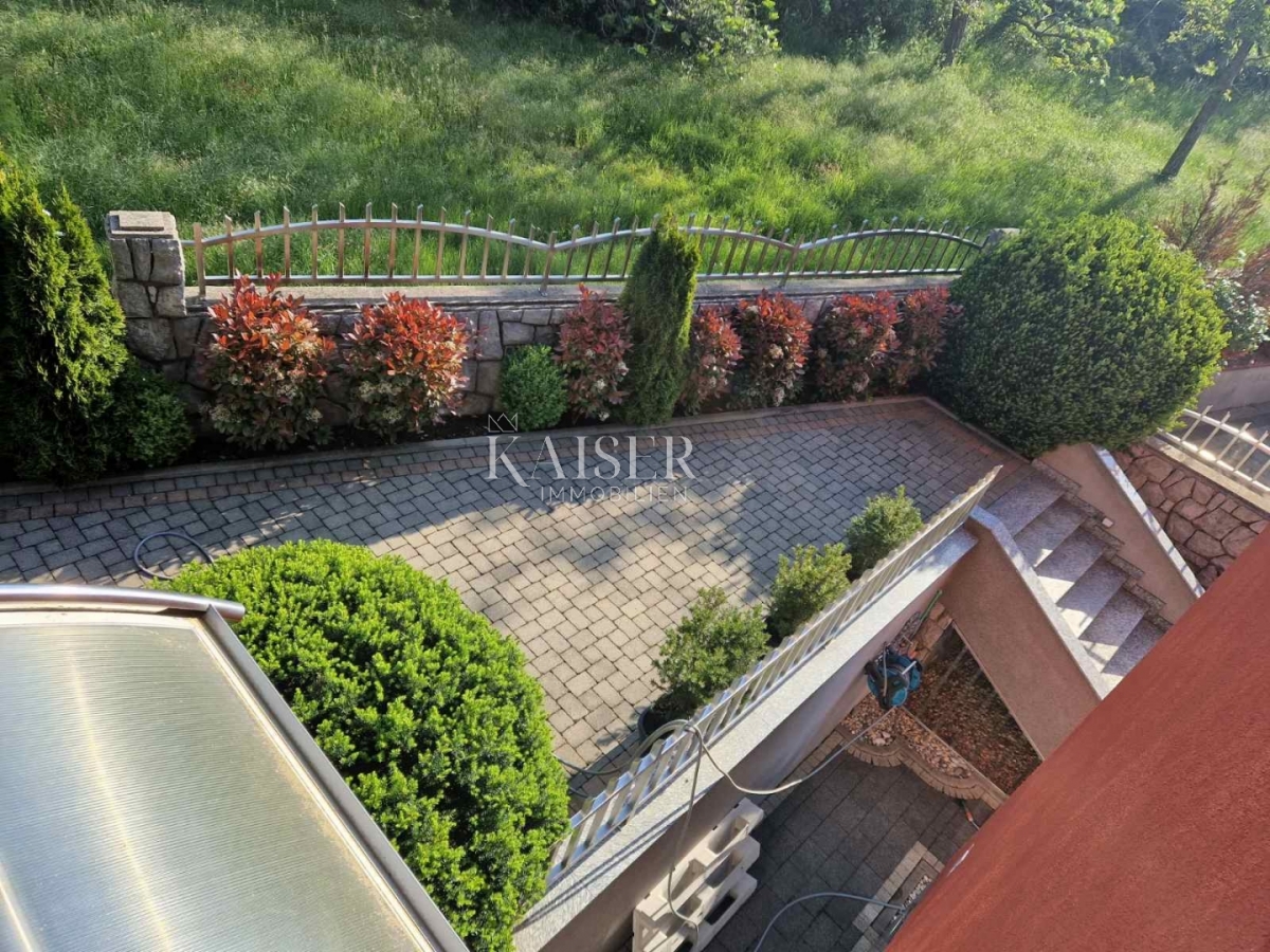 Rijeka, Drenova - Two-story apartment with a beautiful garden