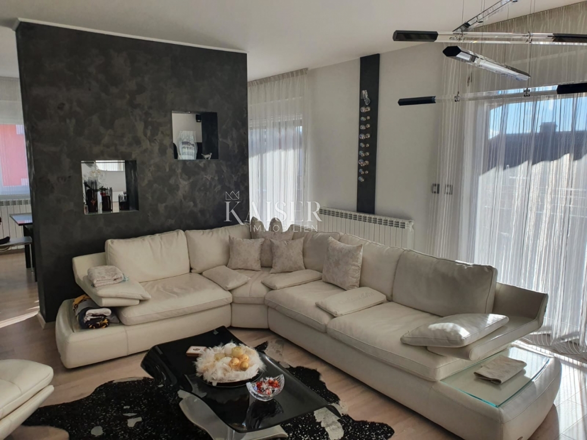 Rijeka, Drenova - Two-story apartment with a beautiful garden