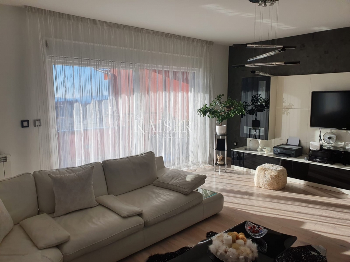 Rijeka, Drenova - Two-story apartment with a beautiful garden