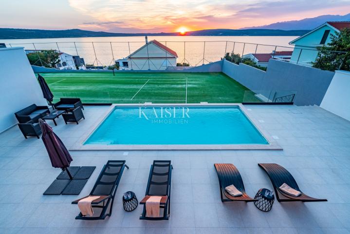 Zadar, Novigrad - Villa mit Pool 70 m vom Meer entfernt