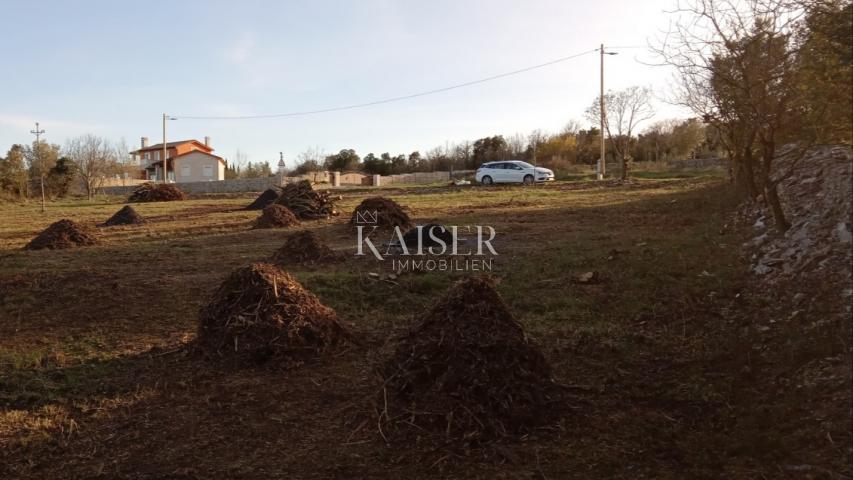 Istra - okolica Marčane - građevinsko zemljište, 2200 m2