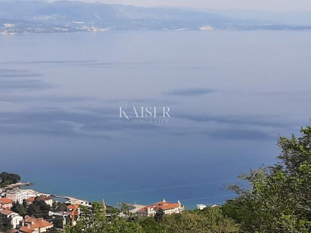 Veprinac, Veprinac- Land mit einem einzigartigen Blick auf das Meer