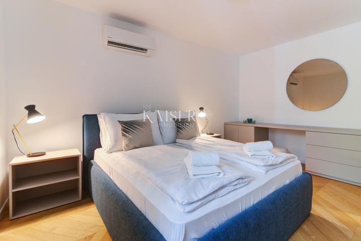 Flat Volosko, Opatija, 155,56m2