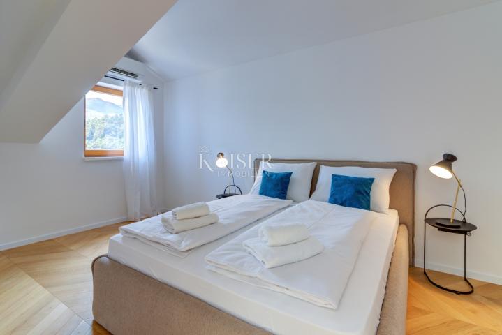 Flat Volosko, Opatija, 155,56m2