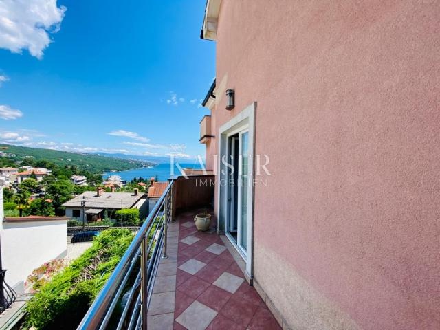 Opatija - Impressive two-story apartment of 150 m2 with a beautiful view