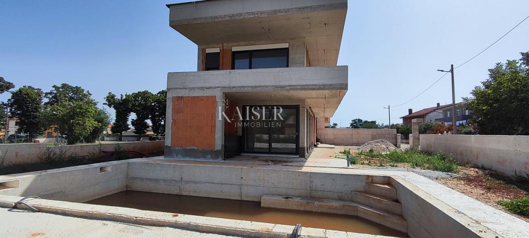 Pula, surroundings - new construction, terraced house, 200m2