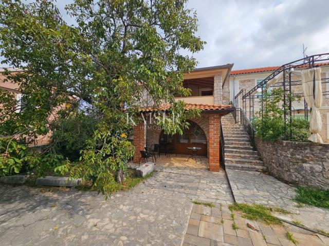 House Dobrinj, 135m2