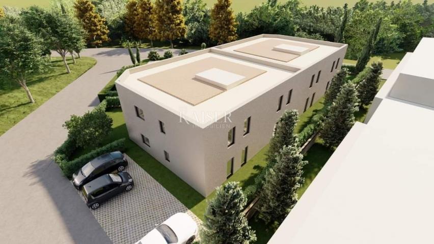 Istrien - Poreč, neue Wohnung im Erdgeschoss mit Hof B2