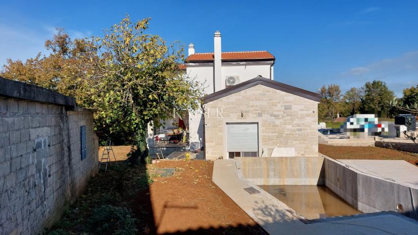 Istria, Poreč, detached house with swimming pool