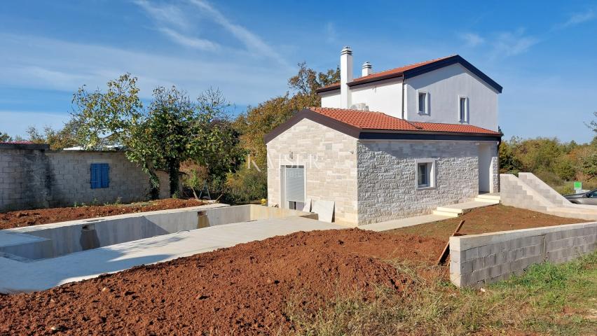 Istria, Poreč, detached house with swimming pool