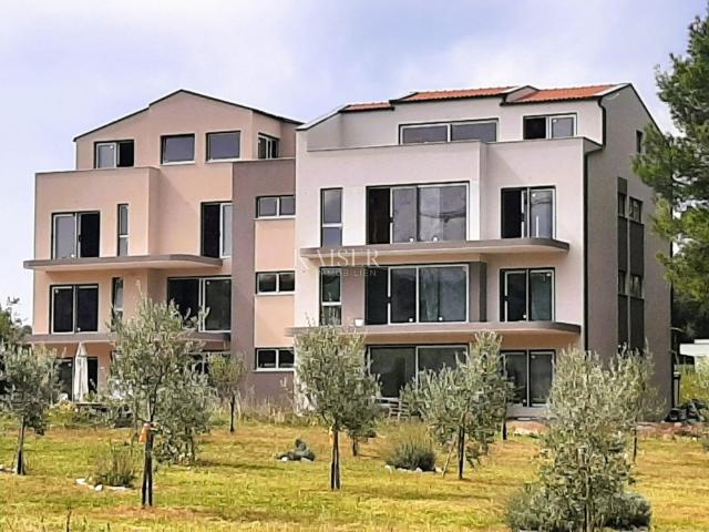 Istrien - Rovinj, neue moderne Wohnung im 1. Stock