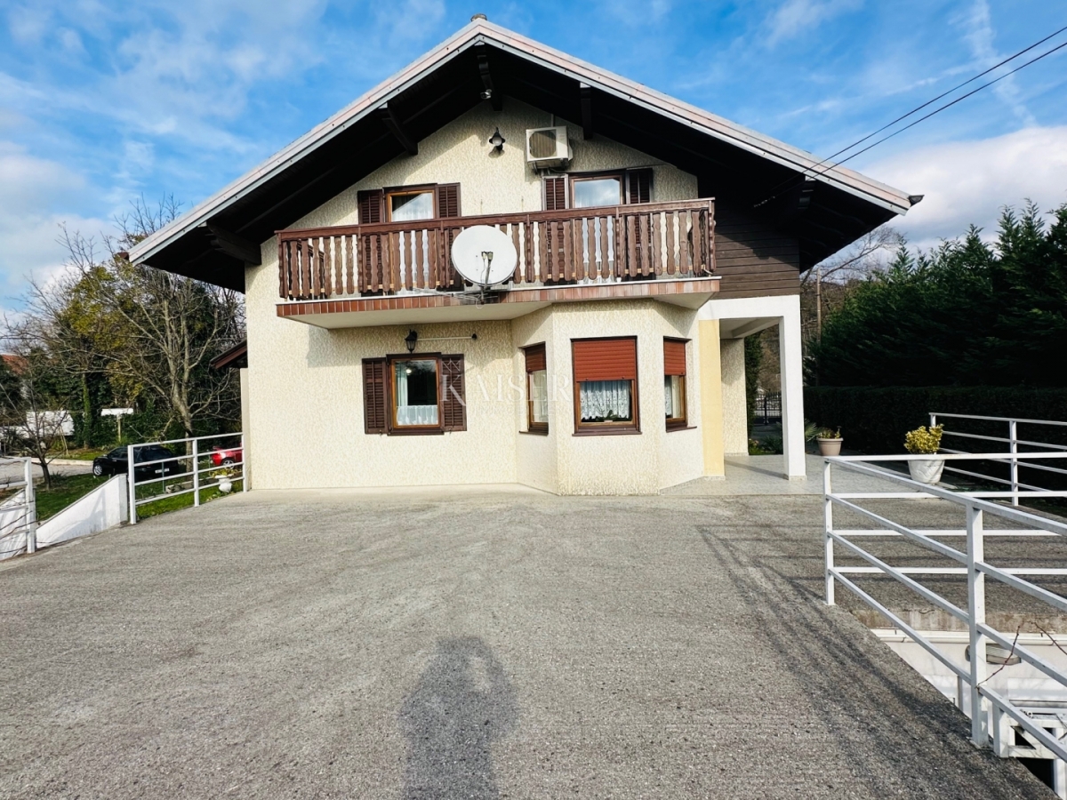 Dražice - freistehendes Familienhaus, 230m2