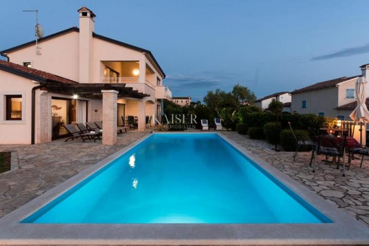 Istria, Višnjan, house with swimming pool and beautiful sea view