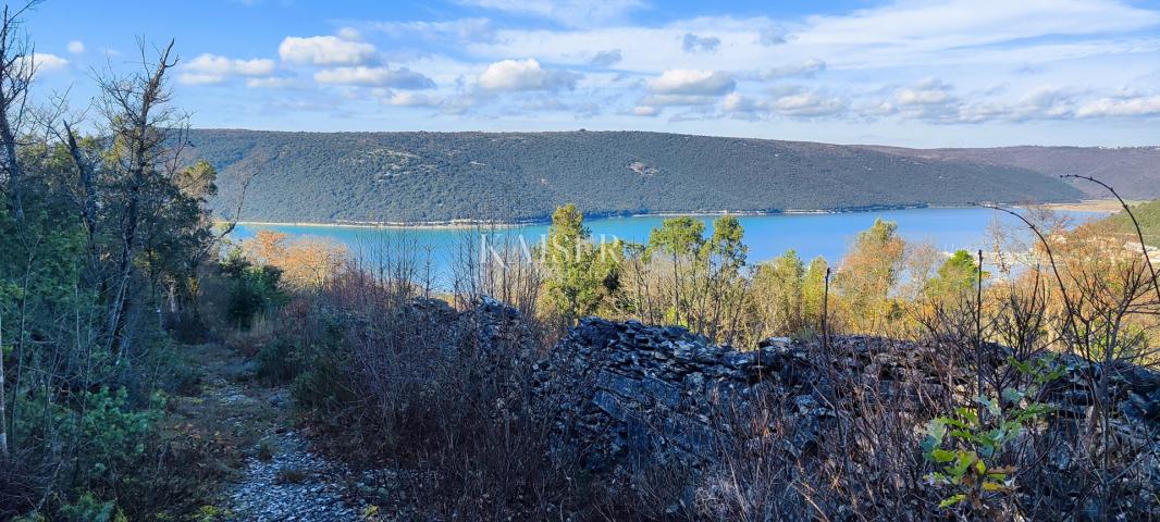 Istra, Labin - građevinsko zemljište s pogledom na more, 1200 m2