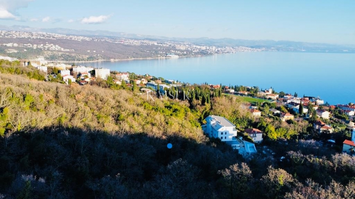 Opatija, atraktivno građevinsko zemljište, dobre lokacije