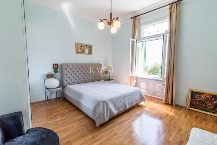 Wohnung Opatija - Centar, Opatija, 200m2