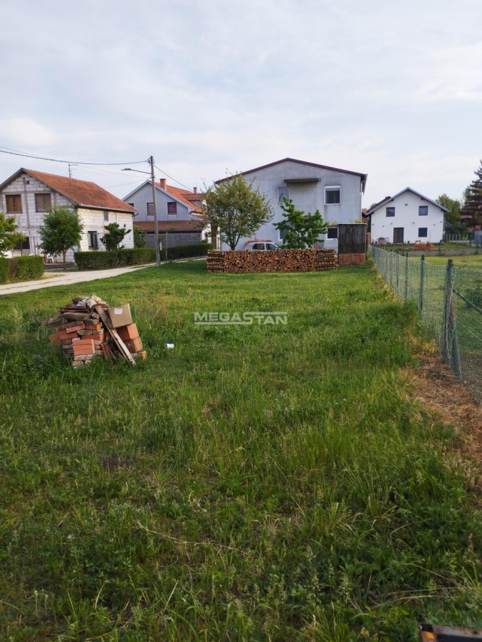 Misa vinogradi, komunalno opremljen građ. plac