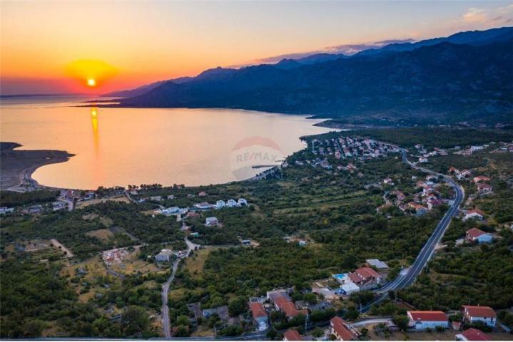 Građevinsko zemljište sa pogledom na more