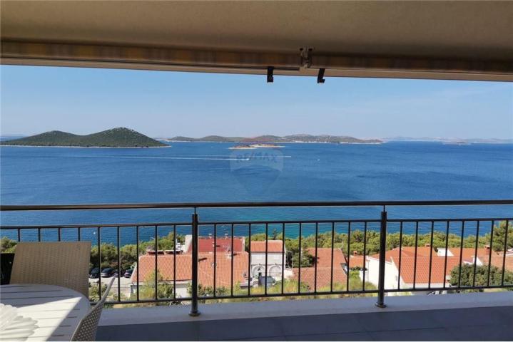 Drage - apartment with beautiful sea view