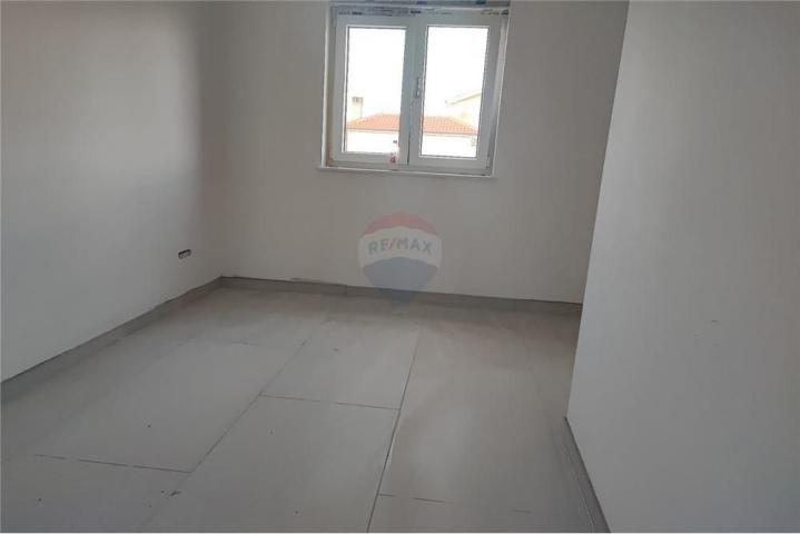 APARTMAN NA 1 KATU - PRIVLAKA - SNIŽENO!