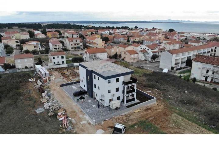 APARTMAN NA 1 KATU - PRIVLAKA - SNIŽENO!