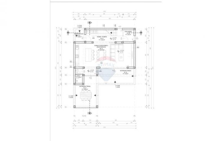 Moderne Villa mit Pool und weitläufigem Garten!