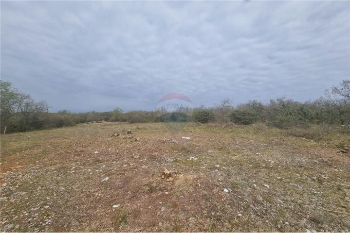 GORNJA MURVICA - BUILDING LAND