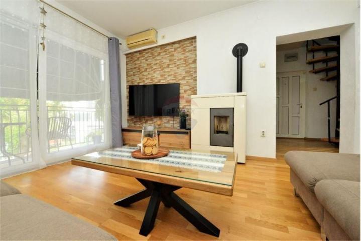 KVALITETNI STAN / APARTMAN U ARBANASIMA-50m od MORA