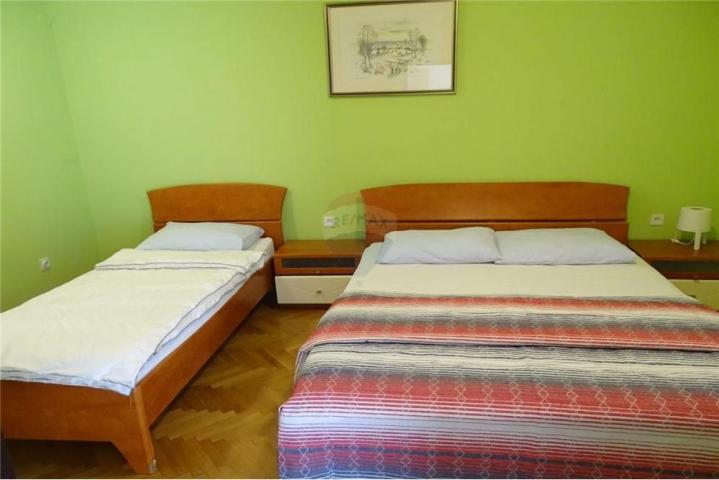 Bošana, Pag - kuća s šest apartmana - LOKACIJA