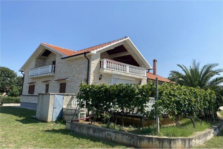 House Škabrnja, Škabrnje, 554m2