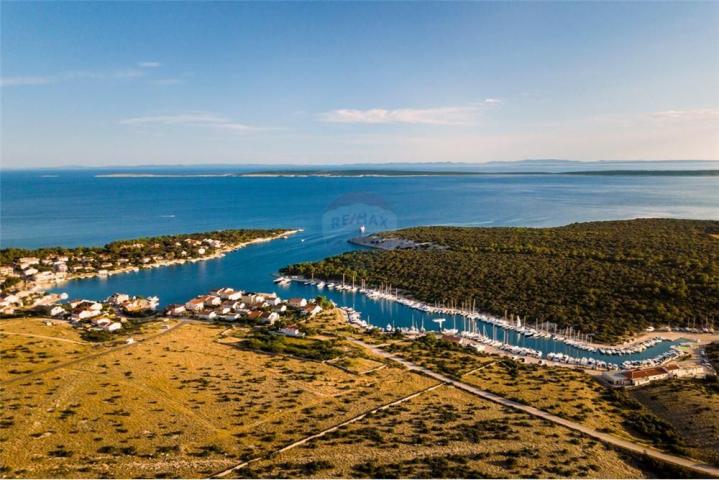 Šimuni - Gebäude. Grundstück 600m2 - IN DER NÄHE DES MEERES