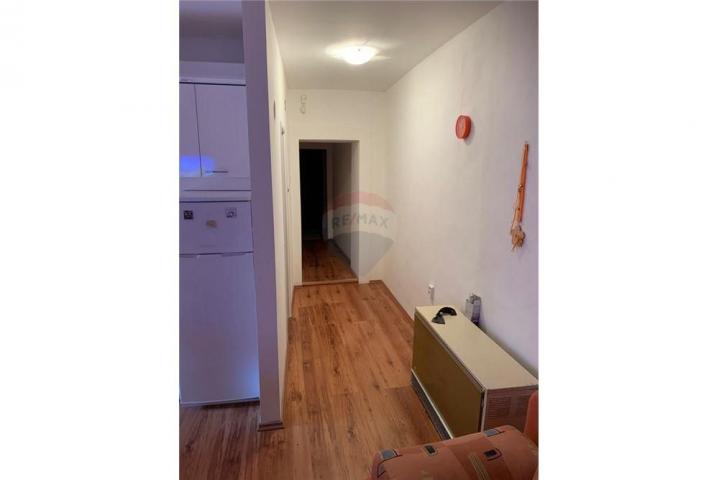 Flat Pag, 56,62m2