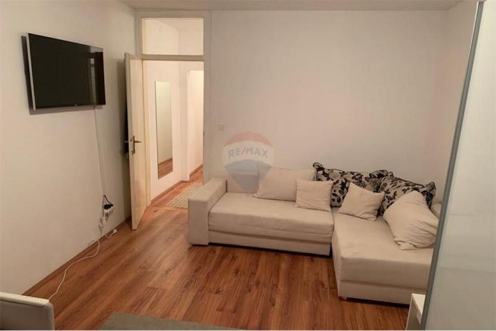 Flat Pag, 56,62m2