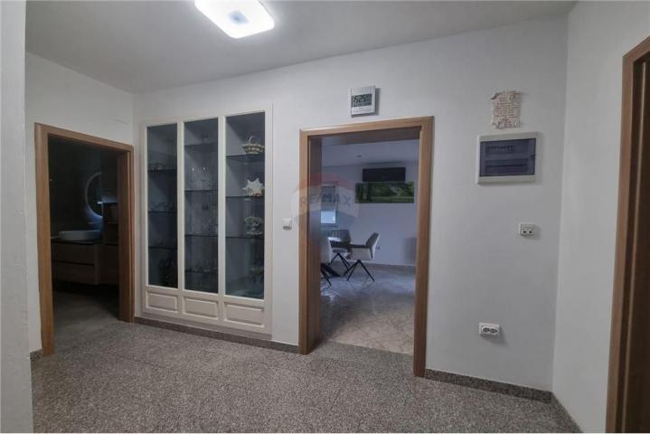 House Višnjik, Zadar, 430m2