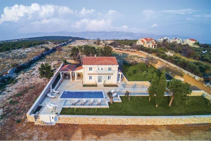 PAG ISLAND, NOVALJA beautiful stone house with swimming pool