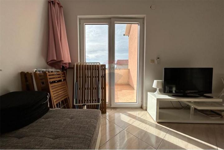 Novalja - three-room apartment near the center