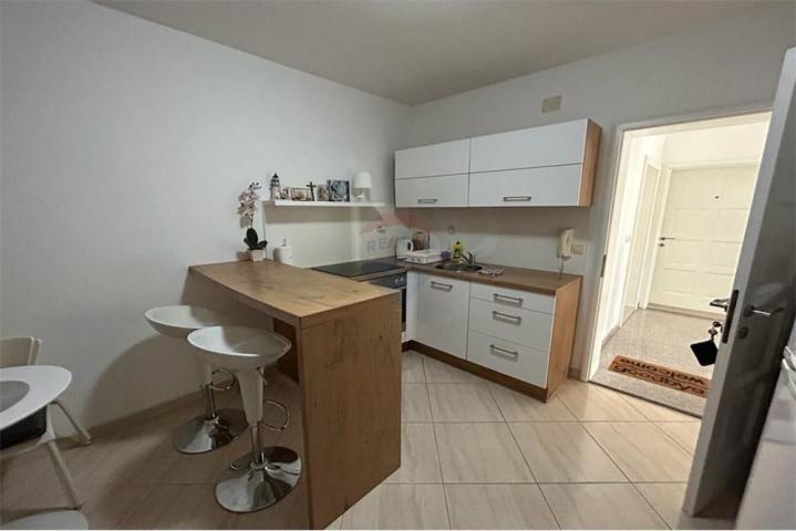 Novalja - three-room apartment near the center