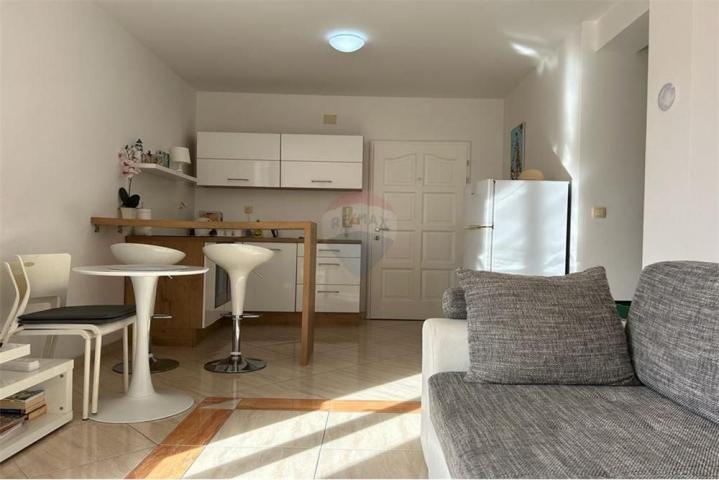 Novalja - three-room apartment near the center