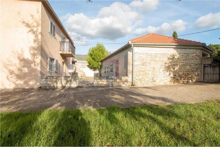 Haus Gornji Karin, Obrovac, 408m2