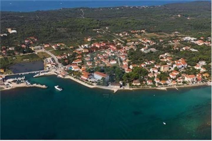 OTOK UGLJAN - GRAĐEVINSKO ZEMLJIŠTE