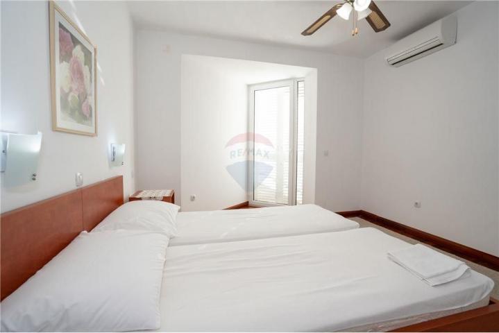 Novalja - three-room apartment NEAR THE SEA