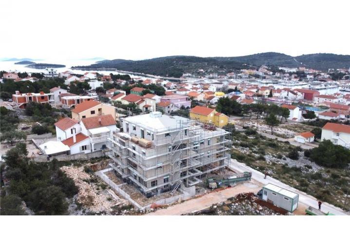 Eskluzivni apartman u LAKE REZIDENCE A1 - SNIŽENO!