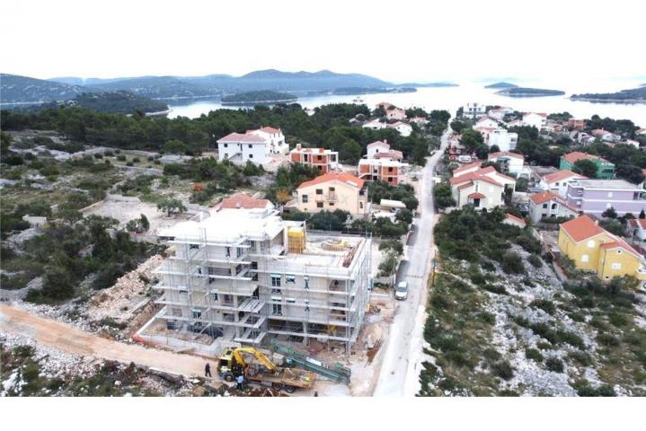 Eskluzivni apartman u LAKE REZIDENCE A1 - SNIŽENO!