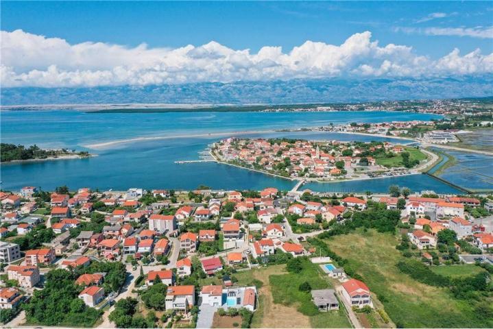 NIN-VILLA S BAZENOM, 3 SPAVAĆE SOBE, BLIZINA PLAŽE