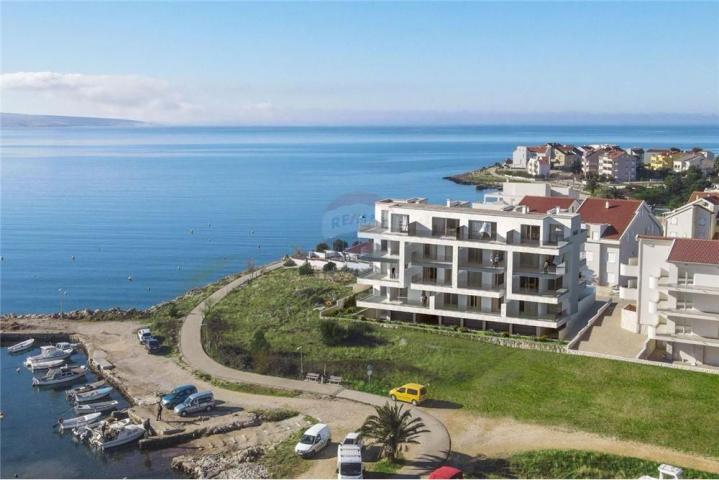 OTOK PAG, POVLJANA - 1-SOBNI APARTMAN NA 1. KATU, 1. RED OD MORA